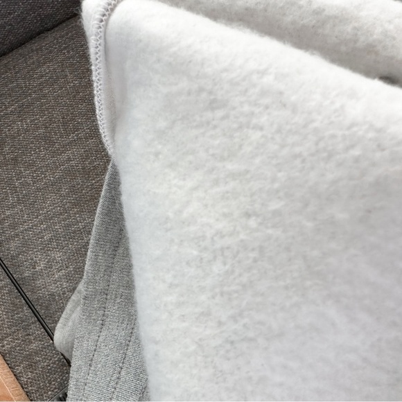 CYNTHIA ROWLEY Rhinestone Embellished Grey Sweatpants - Picture 4 of 15